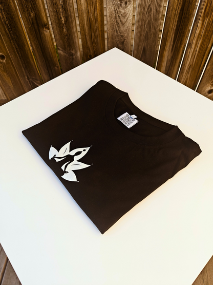Yinergy Dark T-Shirt Fold Display – Meditative Graphic Streetwear Unisex Tee